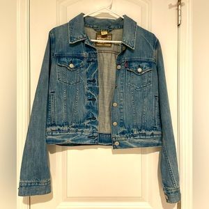 Levi Strauss & Co. Women’s Denim Jean Jacket, Medium